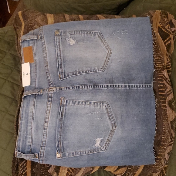 Judy Blue Denim Mini skirt NWT - Picture 2 of 7